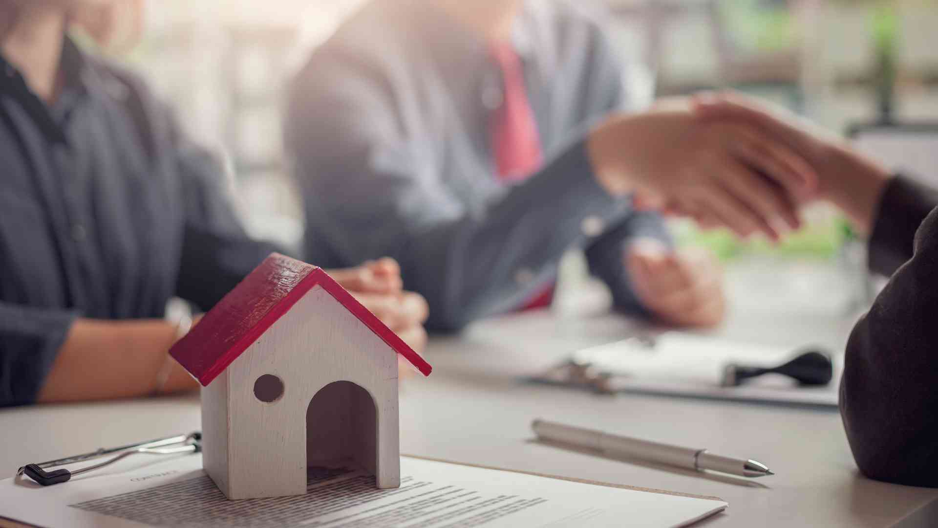 Optima Inmobiliaria: ¿No puedes esperar más? ¡Pide un Préstamo Hipotecario!