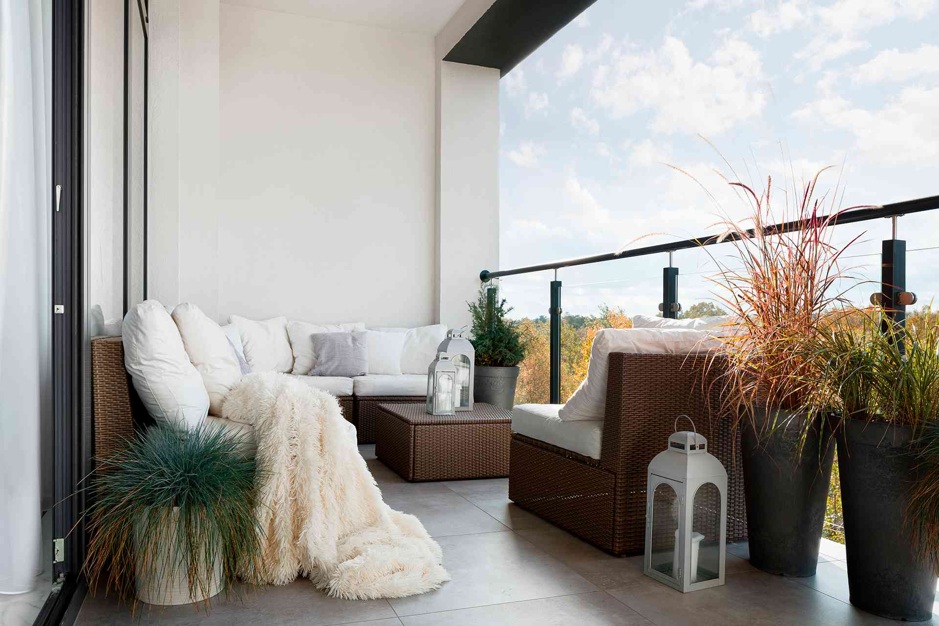 Conoce qué materiales elegir para tus muebles de terraza: Optima